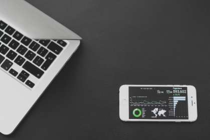 爱美剧：追寻剧中人物的时尚与生活灵感